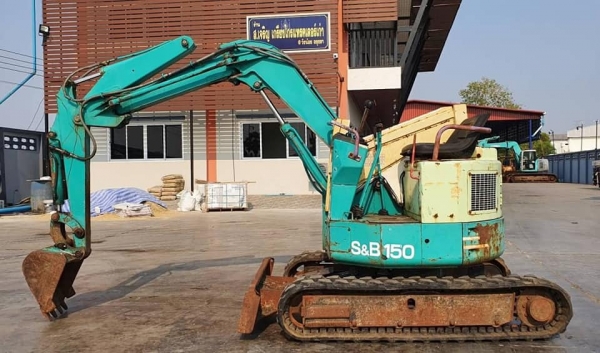 ขายด่วนราคาพิเศษ135,000รถแบคโฮมิสซูฮานิคSB15เทียบเท่าPC15คอลโทลสั่น(น้ำมัน)เครื่องดีเซล3สูบดีปั่มแรงรถนอกเพิ่งนำเข้ามาใหม่ยังไม่เคยใช้งานในเมืองไทยเลย เครื่องดีปั้มเเรงพร้อมใช้บูมอาร์มสวยช่างล่างดีรถสวยเร็วแรงไม่โหลดพร้อมใช้เดิมๆเอกสารนเข้า☎️081-989-1989ห