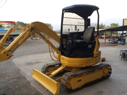 รถแบ็คโฮ KOMATSU PC20 รถแบ็คโฮ KOMATSU PC20