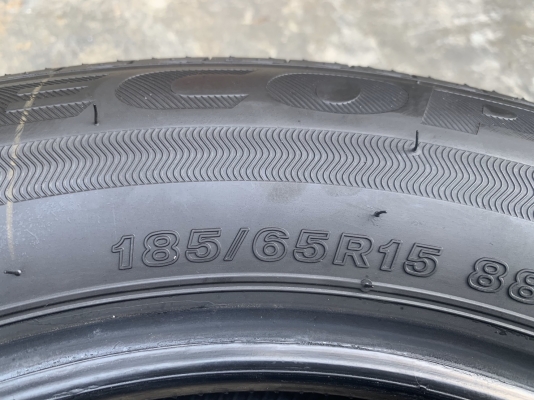 ยางใหม่ป้ายแดง 185-65-15 Bridgestone ปี 19 ใหม่ยกห้าง สวยกริ๊บๆ ยางใหม่ป้ายแดง 185-65-15 Bridgestone ปี 19 ใหม่ยกห้าง สวยกริ๊บๆ