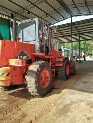 รถตัก ฮิตาชิLX80 เก่านอก สภาพพร้อมใช้ บุ๊งกี๋ 1คิว รถตัก ฮิตาชิLX80 เก่านอก สภาพพร้อมใช้ บุ๊งกี๋ 1คิว