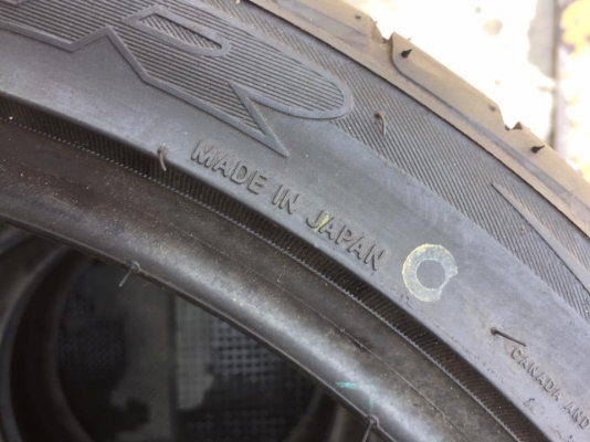 ขายยางป้ายแดง TOYO T1R 215/40R18 ปี18 - Made in Japan - ราคาชุดละ 12,000 บาท