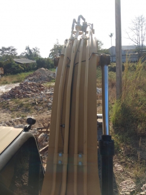 CAT320D2 รถทำงาน6,500ชม.เครื่องดีปั้มแน่น โซ่ดีเฟลมสวย เอกสารอิกวอย ราคาต่อรองได้นิดหน่อย คอม20,000