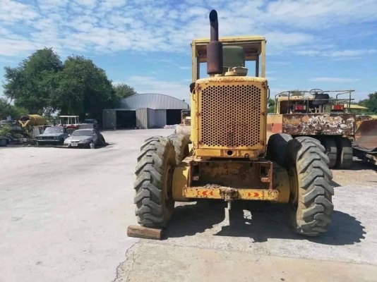 รถเกรดเดอร์ CATERPILLAR รุ่น 12F