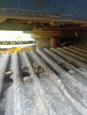 KOMATSU PC 100-3 KOMATSU PC 100-3