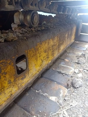 KOMATSU PC 100-3 KOMATSU PC 100-3