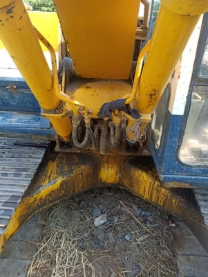 KOMATSU PC 100-3