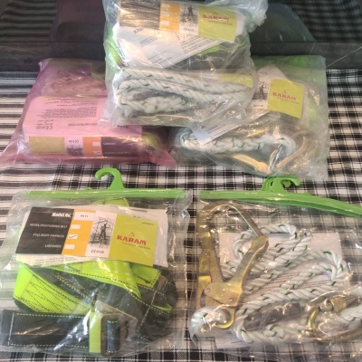 ขายชุดเข็มขัดนิรภัย ชนิดเต็มตัว (ยี่ห้อKARAM พร้อมเชือกกันตก) ชุดละ 760 รวมส่งค่ะ / สอบถามทางไลน์ g-net2323