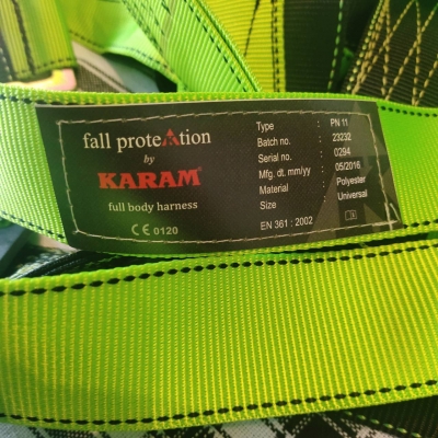 ขายชุดเข็มขัดนิรภัย ชนิดเต็มตัว (ยี่ห้อKARAM พร้อมเชือกกันตก) ชุดละ 760 รวมส่งค่ะ / สอบถามทางไลน์ g-net2323
