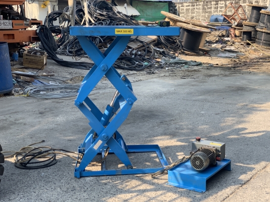 ขาย X-Lift table 500Kg. แบบไฟฟ้า 380V สภาพสวยใหม่มาก อุปกรณ์ครบ ยกสูงได้ 120เซนติเมตร ต่อระบบไฟ เติมน้ำมันใช้งานได้เลยครับ ดัดแปลงใช้งานได้หลากหลาย
