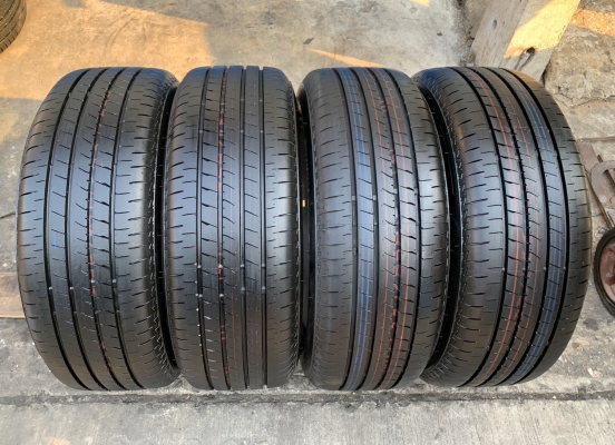 ล้อแม็กป้ายแดง Toyota Camry รุ่นใหม่ล่าสุด ขอบ 17 พร้อมยางป้ายแดง 215-55-17 Bridgestone ปลายปี 19 สวยกริ๊บ