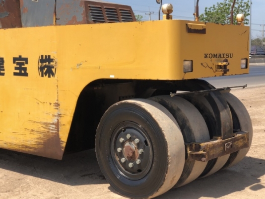 ขายรถบด 9 ล้อ KOMATSU JW200 นำเข้าเองจากญี่ปุ่น สภาพสวยพร้อมใช้ มีVDOการทำงานครับ