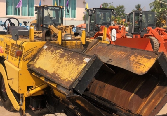 ขายรถปูยาง SUMITOMO HA31W-2 (ขนาด 3 เมตร) ปี 2002 นำเข้าเองจากญี่ปุ่น สภาพสวยพร้อมใช้ มีVDOการทำงานครับ