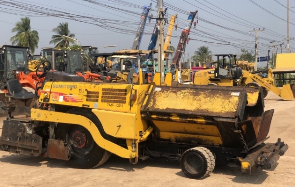 ขายรถปูยาง SUMITOMO HA31W-2 (ขนาด 3 เมตร) ปี 2002 นำเข้าเองจากญี่ปุ่น สภาพสวยพร้อมใช้ มีVDOการทำงานครับ