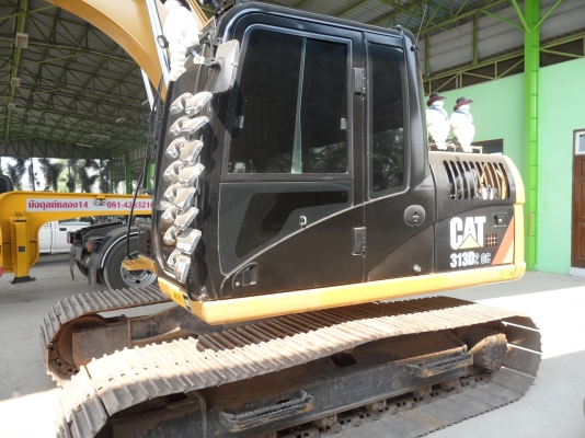 313d2gc รถดีมาบอกต่อ ราคา 2,3ล้าน 2,900ชั่วโมง สนใจโทร081-989-1989 หรั่งครับ