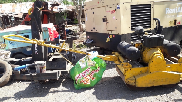 ขายรถบด BOMAG รุ่นBW75S มือสองญี่ปุ่น ขนาดใหญ่ 1 ตัน บดอัดสั่นสเทือนได้ เครื่องดีเซล1สูบ สภาพดีพร้อม