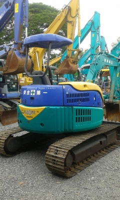 ต้องการขายรถขุดยี่ห้อ KOMATSU-PC40MR-1รถนอกนำเข้าจากญี่ปุ่น