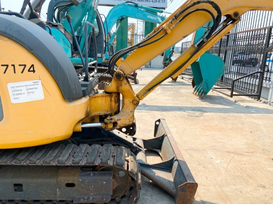Komatsu PC30MR-2 นำเข้าจากญี่ปุ่น โทร. 080-6565422 (หนิง)