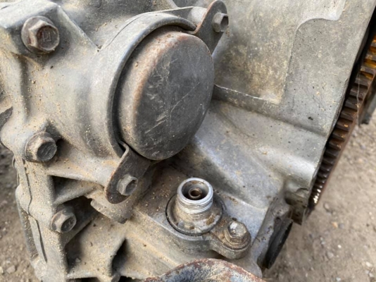 ขายเกียร์ AUTO 2 สาย TOYOTA ลูกละ 6,000 บาท ขายเกียร์ AUTO 2 สาย TOYOTA ลูกละ 6,000 บาท