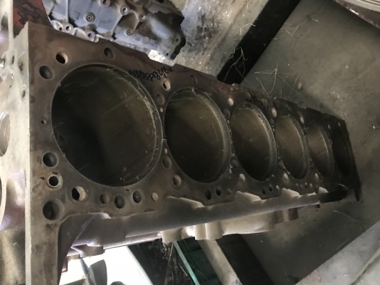 ขายเสื้อสูบกับข้อเหวี่ยงJo8c turbo ขายเสื้อสูบกับข้อเหวี่ยงJo8c turbo
