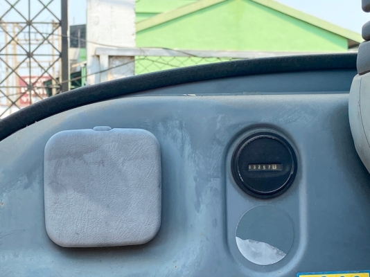 Kobelco SK40SR-3 มีลายหัวเจาะ นำเข้าจากญี่ปุ่น โทร. 080-6565422 (หนิง)
