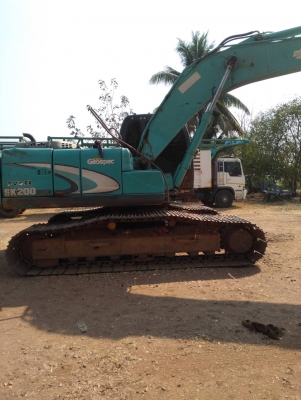 KOBELCO SK200-8YN11 ระบบดีรถสวยเอกสารเล่มทะเบียนราคา 1,250,000ต่อรอง คอม15,000