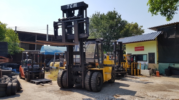 ขายรถยกโฟล์คลิฟท์ TCM ขนาด 11.5 ตัน เสาสูง 3 เมตร ติดตั้งไซด์ชิฟ (รถนอก ) ญี่ปุ่น ติดต่อ 0844591695 เหมี๋ยว