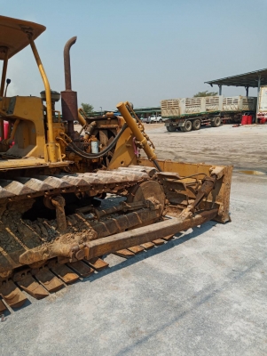 ขาย 315,000 CAT D4E แผ่นตีนเป็ด เครื่องดี เกียร์แรง แผ่นแทรคสวย ช่างล่างแน่น รถสวยพร้อมใช้  รถอยู่ ปทุมธานี สามโคก 090-772-3710 090-772-3708