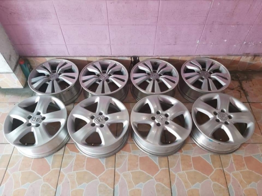 ขายเหมาล้อ Honda 2 ชุด Accord 16",CRV 17" ล้อสภาพดี ไม่มีซ่อม ไม่คด ไม่ดุ้ง มีริ้วรอยตามการใช้งาน ราคาขายทิ้ง ทั้งหมดนี้ 3500.-NET ขายเหมาล้อ Honda 2 ชุด Accord 16",CRV 17" ล้อสภาพดี ไม่มีซ่อม ไม่คด ไม่ดุ้ง มีริ้วรอยตามการใช้งาน ราคาขายทิ้ง ทั้งหมดนี้ 3500.-NET