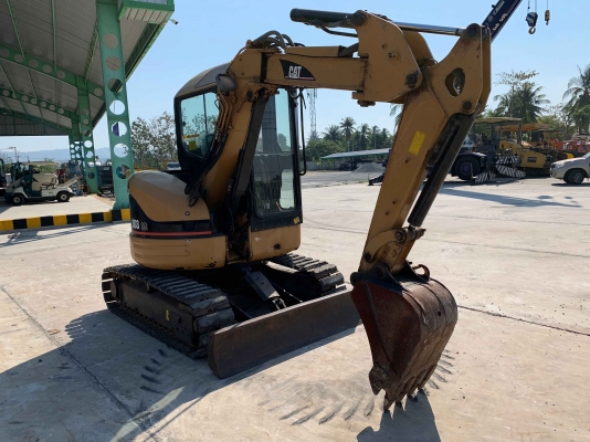 รถนอกขายถูก CAT 303SR ตู้เก๋ง นำเข้าจากญี่ปุ่น