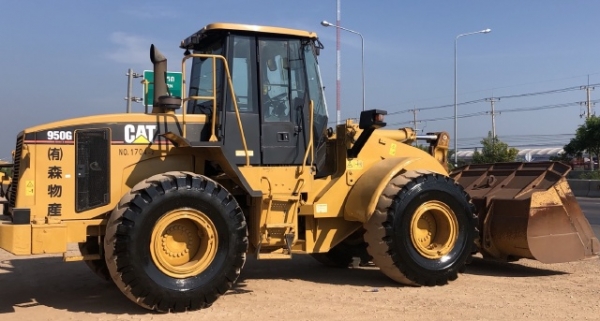 ขายรถตักล้อยาง CAT 950G นำเข้าเองจากญี่ปุ่น สภาพสวยพร้อมใช้งาน มีVDOการทำงานครับ ขายรถตักล้อยาง CAT 950G นำเข้าเองจากญี่ปุ่น สภาพสวยพร้อมใช้งาน มีVDOการทำงานครับ
