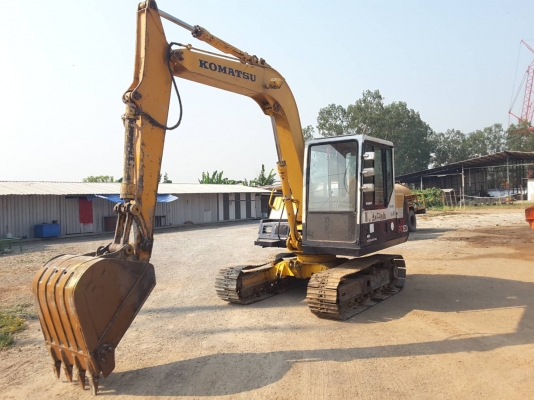 ขาย!! &gt;&gt;&gt; Komatsu PC60 รุ่น 6 รถพร้อมใช้งาน ช่วงล่างสวย เฟรมสวย บอดีสวย &lt;&lt;&lt; เบอร์ติดต่อ 098-7155789 086-4631102