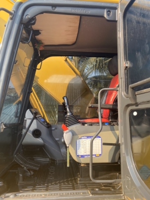 ขาย!! &gt;&gt;&gt; Komatsu PC200 รุ่น 8 พร้อมลุยงาน เอกสารเล่มทะเบียน &lt;&lt;&lt; เบอร์ติดต่อ 098-7155789 086-4631102