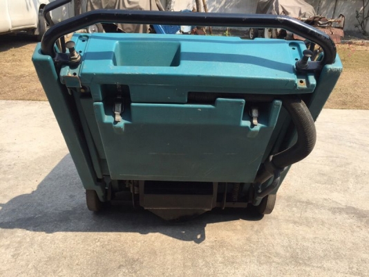 ขายรถทำความสะอาด ยี่ห้อ TENNANT รุ่น 6080 เก่าญี่ปุ่น พร้อมใช้งาน