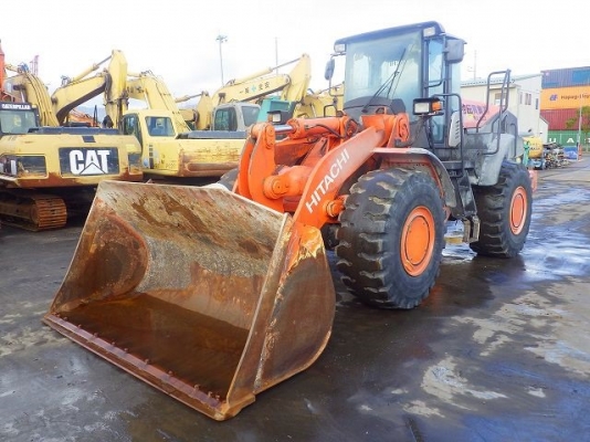 ขายรถตักล้อยาง HITACHI ZW250-5B นำเข้าเองจากญี่ปุ่น สภาพสวยพร้อมใช้ ถึงเร็วๆนี้ครับ