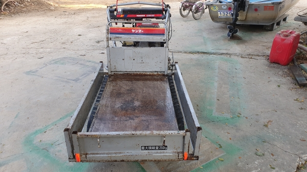 รถแทรคยางการเกษตร