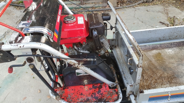 รถแทรคยางการเกษตร