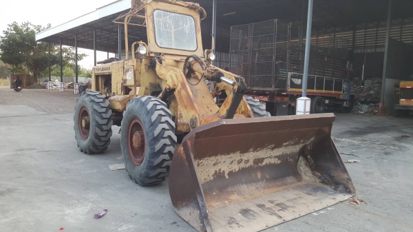 ขายด่วน รถตัก KOMATSU JH63 เอวอ่อน เครื่องดี สภาพเดิมๆ ยางสวย แบตใหม่ ราคาต่อรองได้ครับ