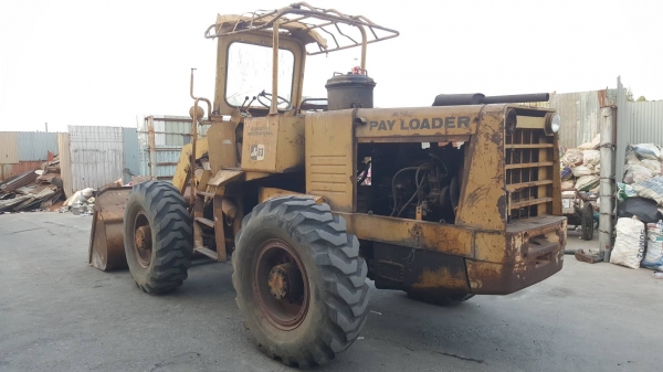 ขายด่วน รถตัก KOMATSU JH63 เอวอ่อน เครื่องดี สภาพเดิมๆ ยางสวย แบตใหม่ ราคาต่อรองได้ครับ