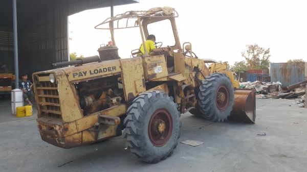 ขายด่วน รถตัก KOMATSU JH63 เอวอ่อน เครื่องดี สภาพเดิมๆ ยางสวย แบตใหม่ ราคาต่อรองได้ครับ