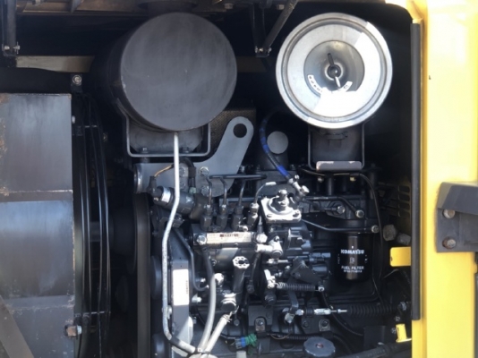 ขายรถตักล้อยาง KOMATSU WA100-3 นำเข้าเองจากญี่ปุ่น สภาพสวยพร้อมใช้ มีVDOการทำงานครับ ขายรถตักล้อยาง KOMATSU WA100-3 นำเข้าเองจากญี่ปุ่น สภาพสวยพร้อมใช้ มีVDOการทำงานครับ