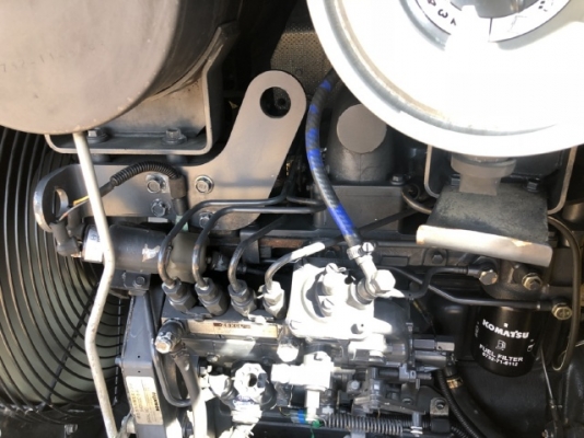 ขายรถตักล้อยาง KOMATSU WA100-3 นำเข้าเองจากญี่ปุ่น สภาพสวยพร้อมใช้ มีVDOการทำงานครับ ขายรถตักล้อยาง KOMATSU WA100-3 นำเข้าเองจากญี่ปุ่น สภาพสวยพร้อมใช้ มีVDOการทำงานครับ