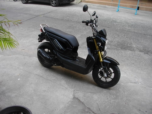 ขาย Honda Zoomer X หัวฉีด สวยเข้ม รถศูนย์เครื่องเดิมสุดยอดเยี่ยม ราคา 25500 บาท ขาย Honda Zoomer X หัวฉีด สวยเข้ม รถศูนย์เครื่องเดิมสุดยอดเยี่ยม ราคา 25500 บาท