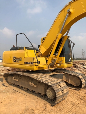 ขายดาวน์ Komatsu PC200-8MO ไมล์ 3,000 สภาพสวย ขายดาวน์ Komatsu PC200-8MO ไมล์ 3,000 สภาพสวย