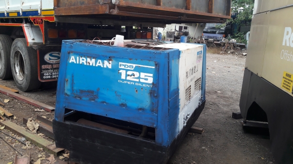 ขายเครื่องปั๊มลม AIRMAN PDS-125S เก่านอก # ขนาด 7 บาร์ 125cfm สภาพดี พร้อมใช้ โทร084-5424150 line id ขายเครื่องปั๊มลม AIRMAN PDS-125S เก่านอก # ขนาด 7 บาร์ 125cfm สภาพดี พร้อมใช้ โทร084-5424150 line id