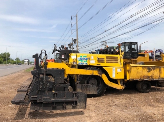 ขายรถปูยาง SUMITOMO (ขนาด 4.5 เมตร) ปี 2006 นำเข้าเองจากญี่ปุ่น สภาพสวยพร้อมใช้งาน มีVDOการทำงานครับ