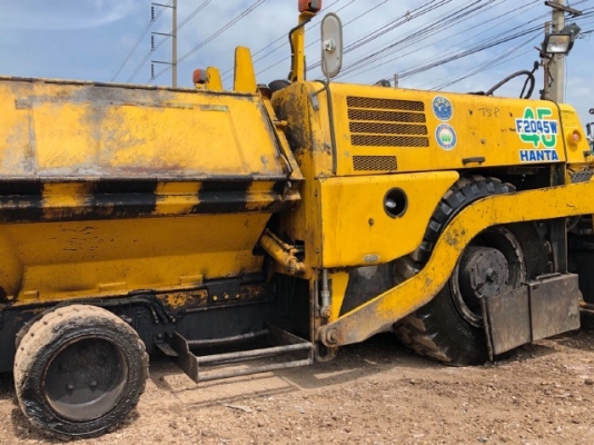 ขายรถปูยาง SUMITOMO (ขนาด 4.5 เมตร) ปี 2006 นำเข้าเองจากญี่ปุ่น สภาพสวยพร้อมใช้งาน มีVDOการทำงานครับ