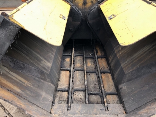 ขายรถปูยาง SUMITOMO (ขนาด 4.5 เมตร) ปี 2006 นำเข้าเองจากญี่ปุ่น สภาพสวยพร้อมใช้งาน มีVDOการทำงานครับ