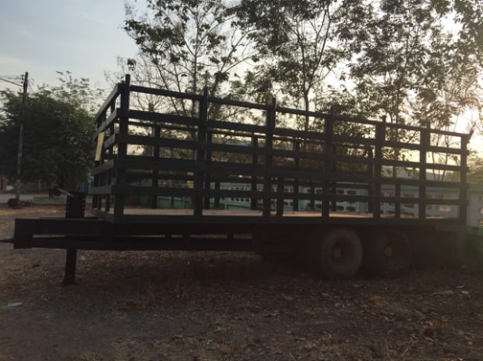 ต้องการขายรถเทรนเลอร์ บรรทุกได้ 30 ตัน เจ้าของขายเอง