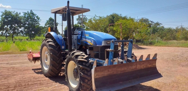 ขาย รถไถ newholland ts 126 ขาย รถไถ newholland ts 126