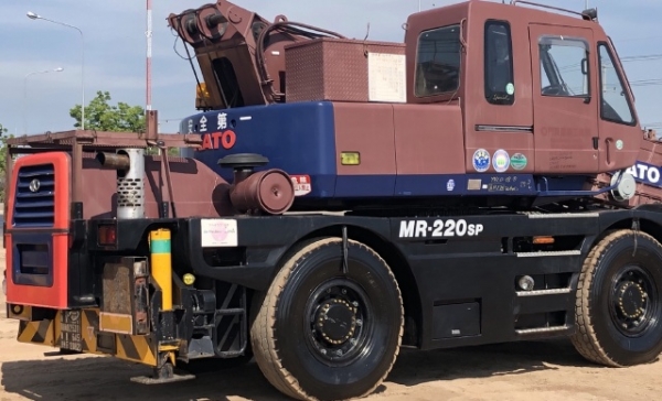 ขายรถเครน KATO KR-22H-II (ขนาด 22 ตัน) ปี 1997 นำเข้าเองจากญี่ปุ่น สภาพสวยพร้อมใช้ มีVDOการทำงานครับ